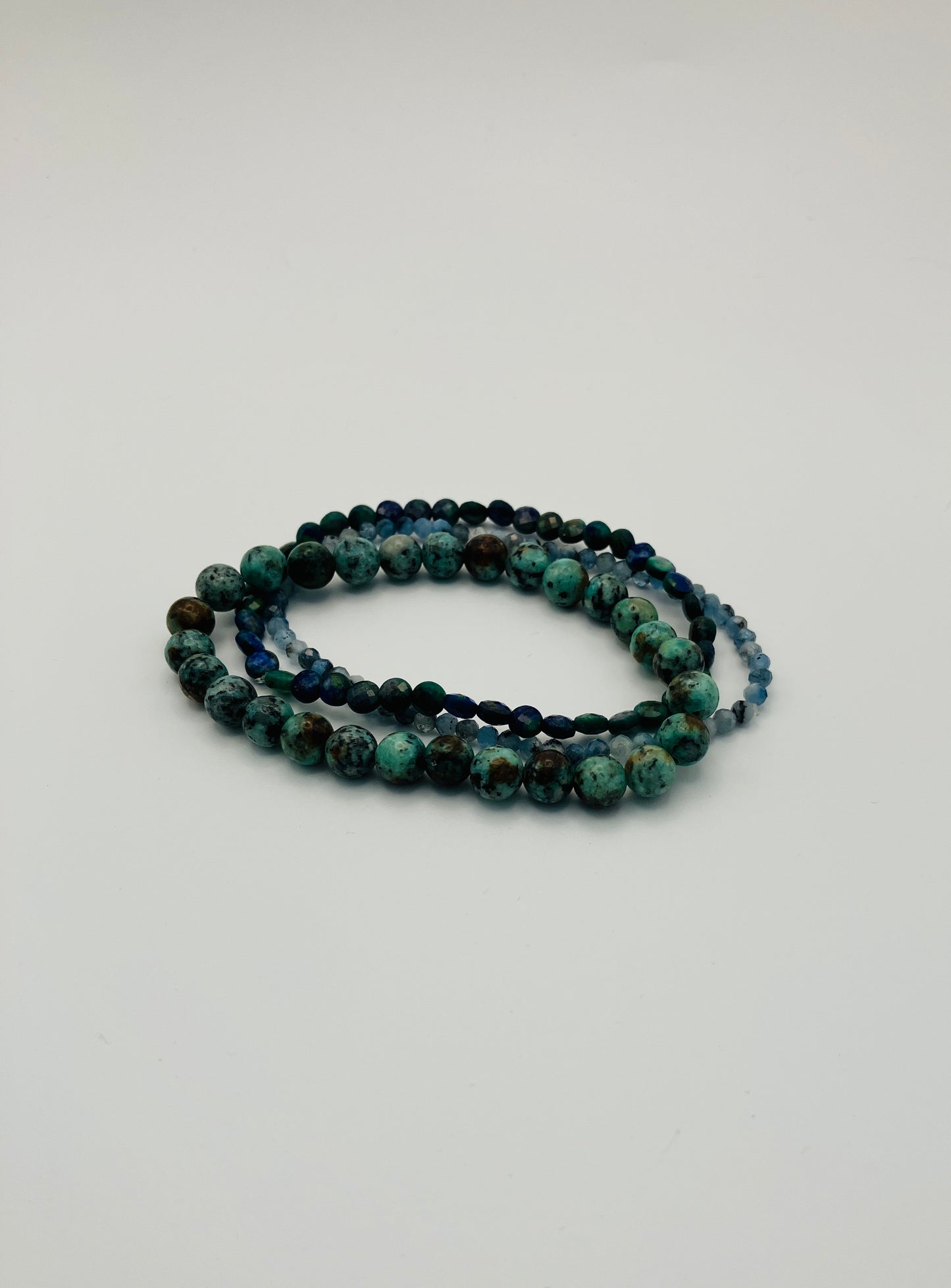 Layering bracelets, semi-precious stone beads, green and blue